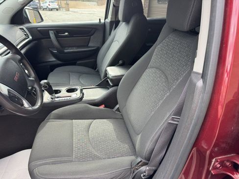 Used 2015 GMC Acadia SLE image 9