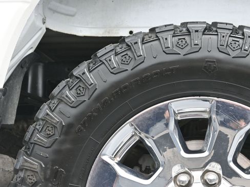 Used 2018 Ford F250 Lariat w/ Lariat Ultimate Package image 45