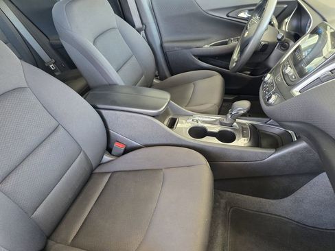 Used 2023 Chevrolet Malibu LT FWD image 13