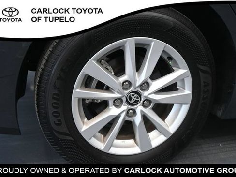 Used 2026 Toyota Camry LE FWD image 17