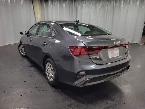 Used 2024 Kia Forte LX image 6