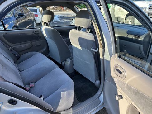 Used 2002 Toyota Corolla LE image 10
