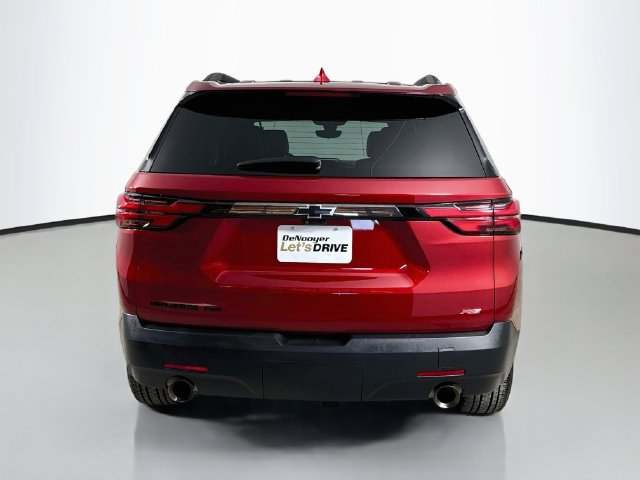 Used 2023 Chevrolet Traverse RS w/ LPO, Floor Liner Package AWD/4WD image 13
