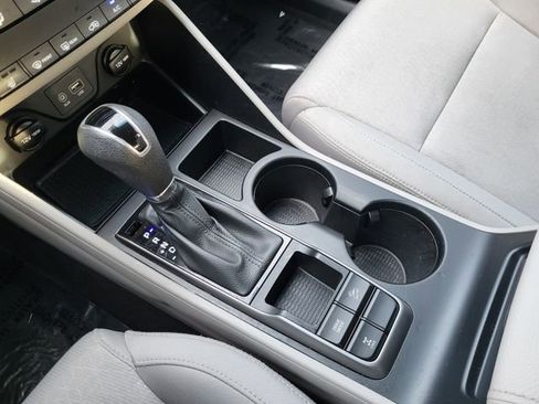 Used 2018 Hyundai Tucson SEL image 10