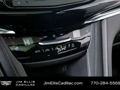Certified 2024 Cadillac XT6 Sport w/ Technology Package image 20