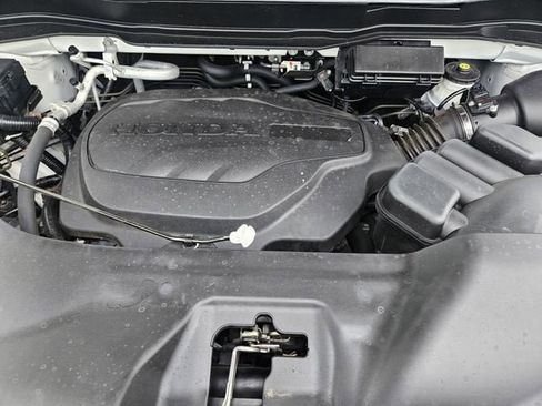 Used 2022 Honda Passport TrailSport image 32