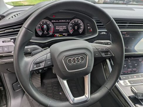 Used 2023 Audi Q7 2.0T Premium w/ Convenience Package AWD/4WD image 10