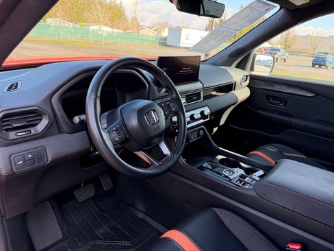 Certified 2026 Honda Passport TrailSport image 17