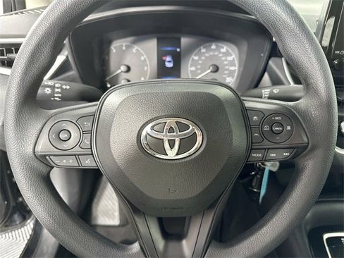 Used 2023 Toyota Corolla LE image 12