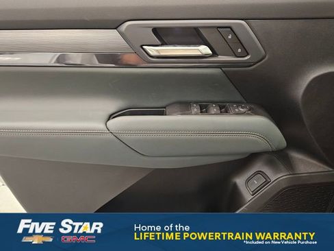 New 2026 GMC Terrain AT4 w/ LPO, Floor Liner Package AWD/4WD image 25