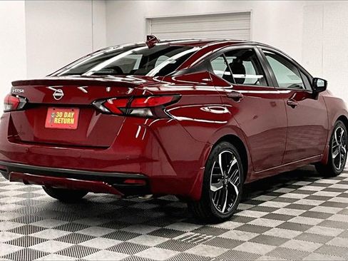 New 2025 Nissan Versa SR w/ Trunk Package image 16