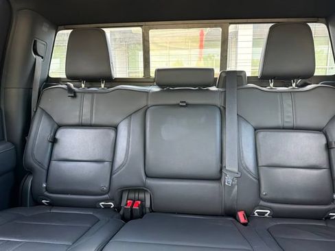 Used 2020 Chevrolet Silverado 2500 High Country w/ Z71 Off-Road Package AWD/4WD image 15