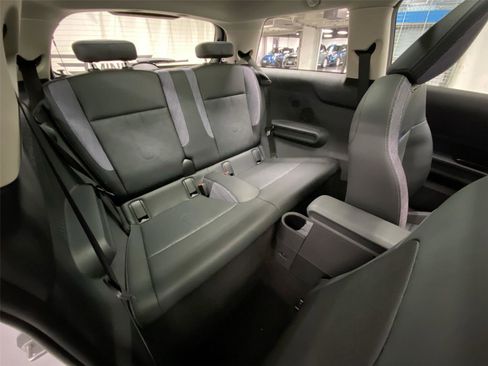 Certified 2025 MINI Cooper S image 29