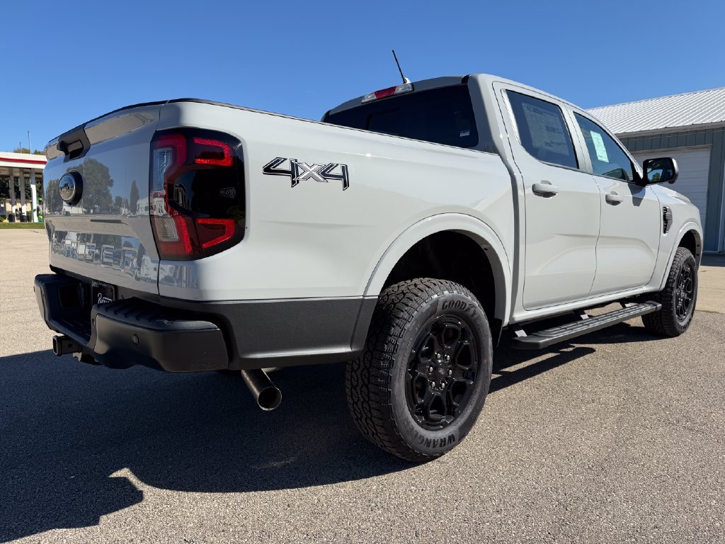 New 2026 Ford Ranger Lariat w/ Black Appearance Package AWD/4WD image 5
