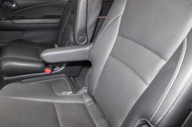 Used 2017 Honda Pilot Elite image 24