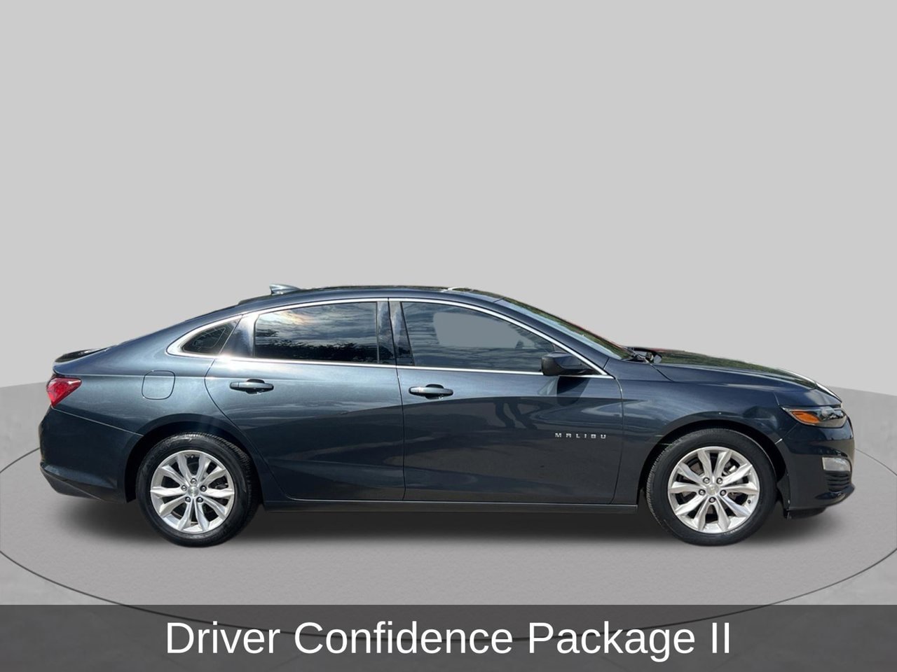 Used 2020 Chevrolet Malibu LT w/ Leather Package FWD image 6