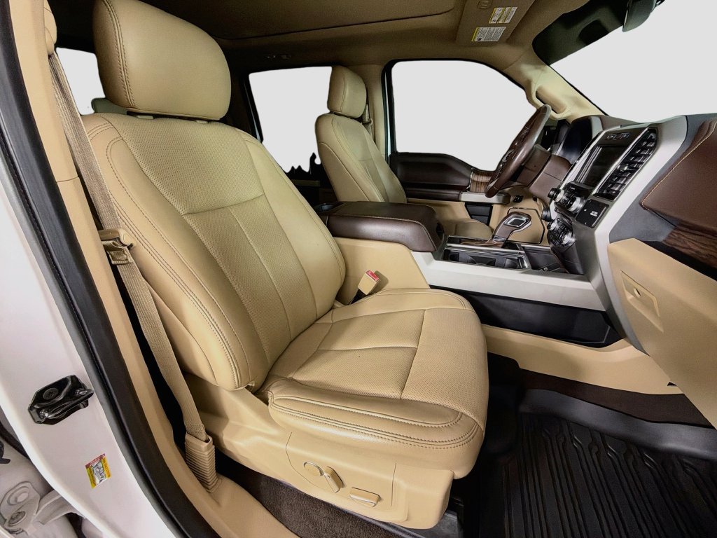 Used 2018 Ford F150 Lariat w/ Equipment Group 502A Luxury AWD/4WD image 30