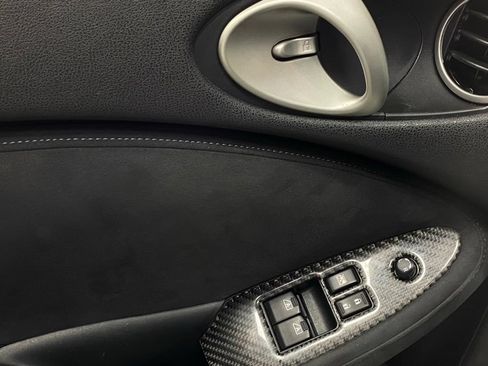 Used 2014 Nissan 370Z Touring RWD image 14