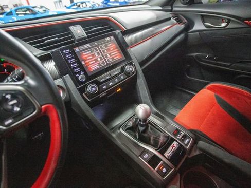 Used 2019 Honda Civic Type R image 5
