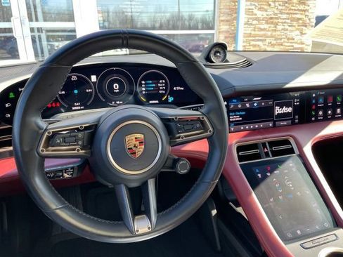 Used 2023 Porsche Taycan GTS image 24