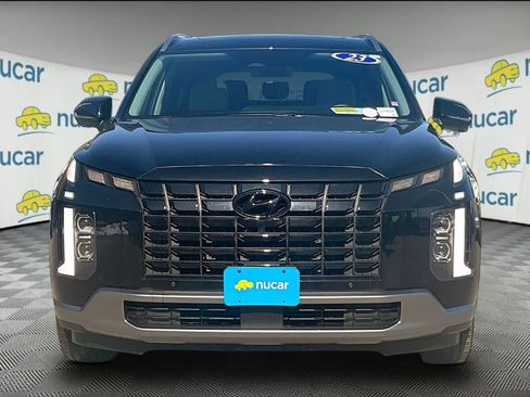 Used 2023 Hyundai Palisade SEL w/ Premium Package image 2