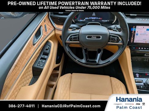 Used 2026 Jeep Grand Cherokee Summit w/ Obsidian Package AWD/4WD image 14