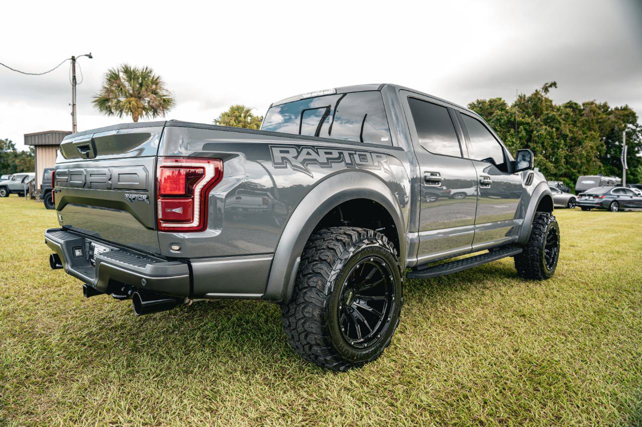 Used 2018 Ford F150 Raptor w/ Equipment Group 802A Luxury AWD/4WD image 6