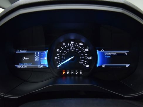 Used 2022 Ford Edge SE image 19