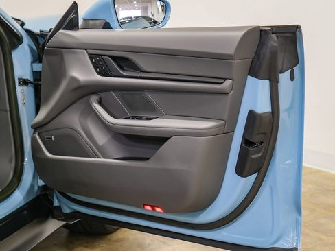 Used 2022 Porsche Taycan 4S image 43