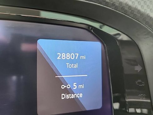 Used 2024 Volkswagen Atlas Peak Edition SEL AWD/4WD image 18