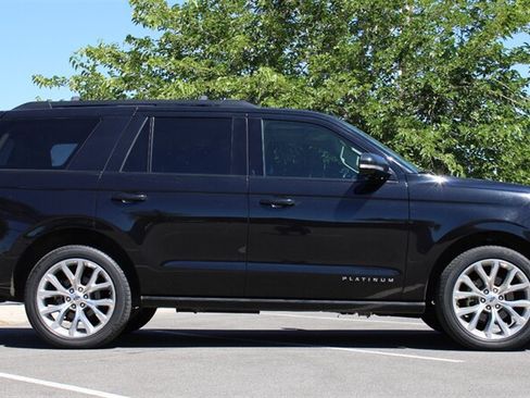 Used 2019 Ford Expedition Platinum AWD/4WD image 8
