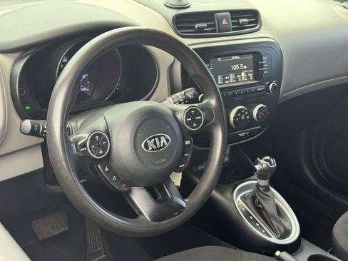 Used 2018 Kia Soul image 15