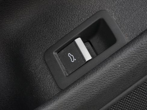 Used 2019 Audi A5 2.0T Premium Plus w/ Premium Plus image 23