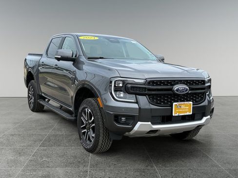 Used 2024 Ford Ranger Lariat w/ FX4 Off-Road Package AWD/4WD image 8