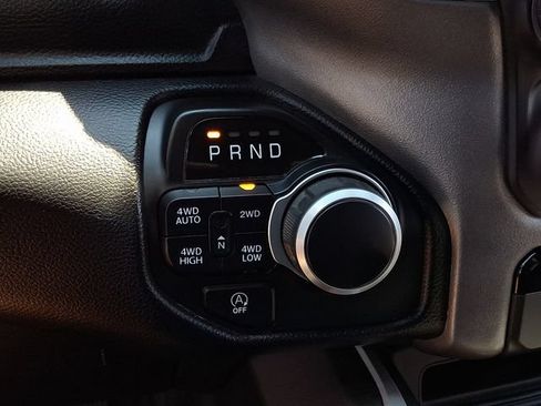 Used 2021 RAM 1500 Big Horn AWD/4WD image 14
