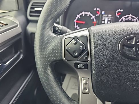 Used 2021 Toyota 4Runner SR5 image 20