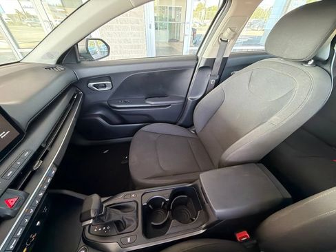 Used 2026 Kia K4 FWD image 23