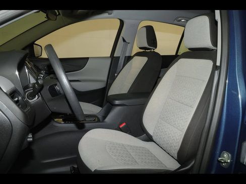 Used 2024 Chevrolet Equinox LS w/ Driver Confidence II Package FWD image 22