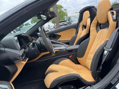 Used 2023 Chevrolet Corvette Z06 w/ Stealth Interior Trim Package RWD image 16