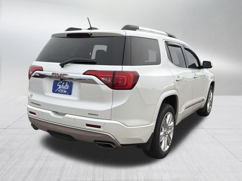 Used 2017 GMC Acadia Denali w/ Technology Package AWD/4WD image 4