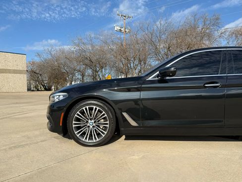 Used 2018 BMW 530i w/ Premium Package image 14