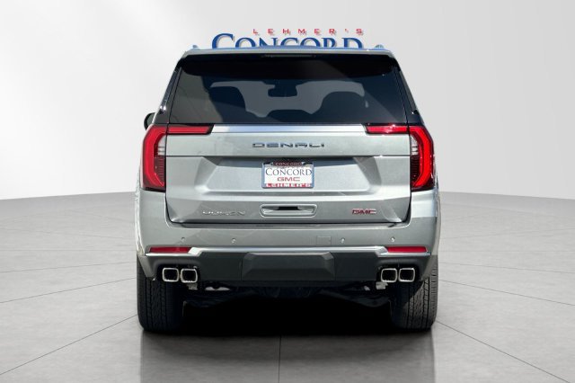 Used 2026 GMC Yukon XL Denali w/ Sun & Power Step Package AWD/4WD image 5