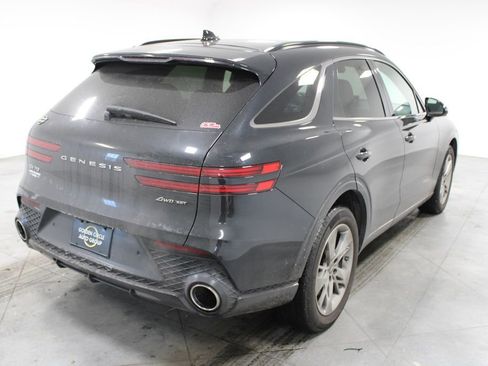 Used 2022 Genesis GV70 3.5T Sport w/ Sport Advanced Package image 9