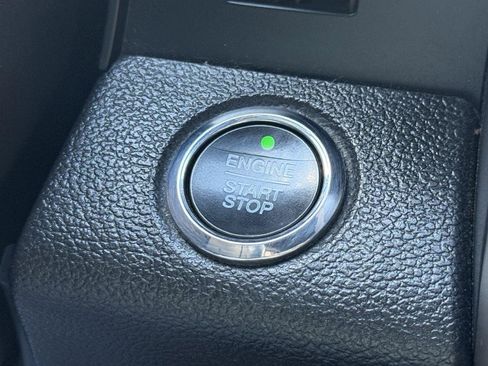 Used 2018 Ford F150 Lariat w/ Equipment Group 501A Mid AWD/4WD image 31