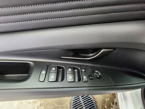 New 2026 Hyundai Elantra Sport image 9