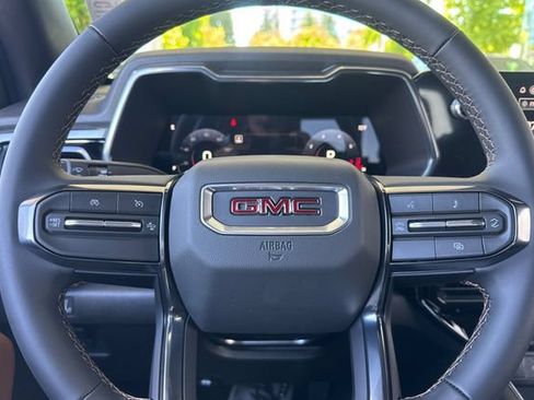 New 2026 GMC Canyon AT4 AWD/4WD image 22