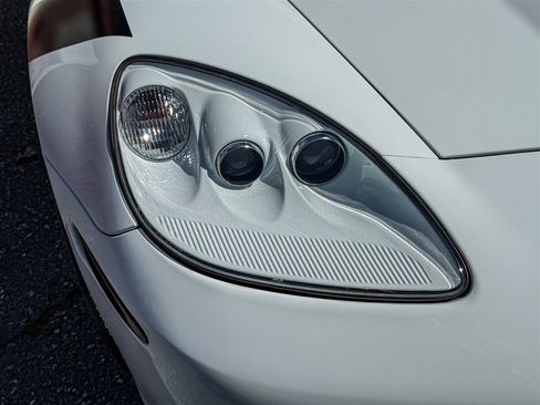 Used 2013 Chevrolet Corvette Grand Sport w/ 3LT Preferred Equipment Group image 18