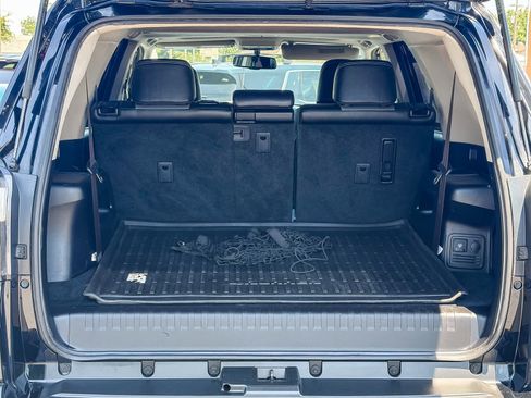 Used 2018 Toyota 4Runner SR5 Premium AWD/4WD image 26