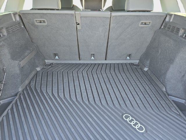 Certified 2025 Audi Q5 Premium Plus w/ Premium Plus AWD/4WD image 14