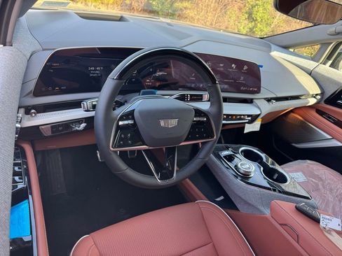 New 2026 Cadillac Optiq Sport 2 image 3